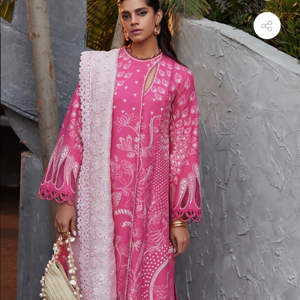 Suffuse Pakistani outfit